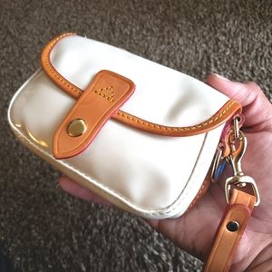 Dooney & Bourke wristlet
